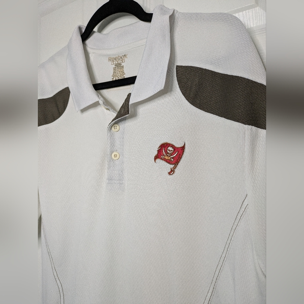 Tampa Bay Bucs NFL Polo Men's Large Football Buccaneers Team